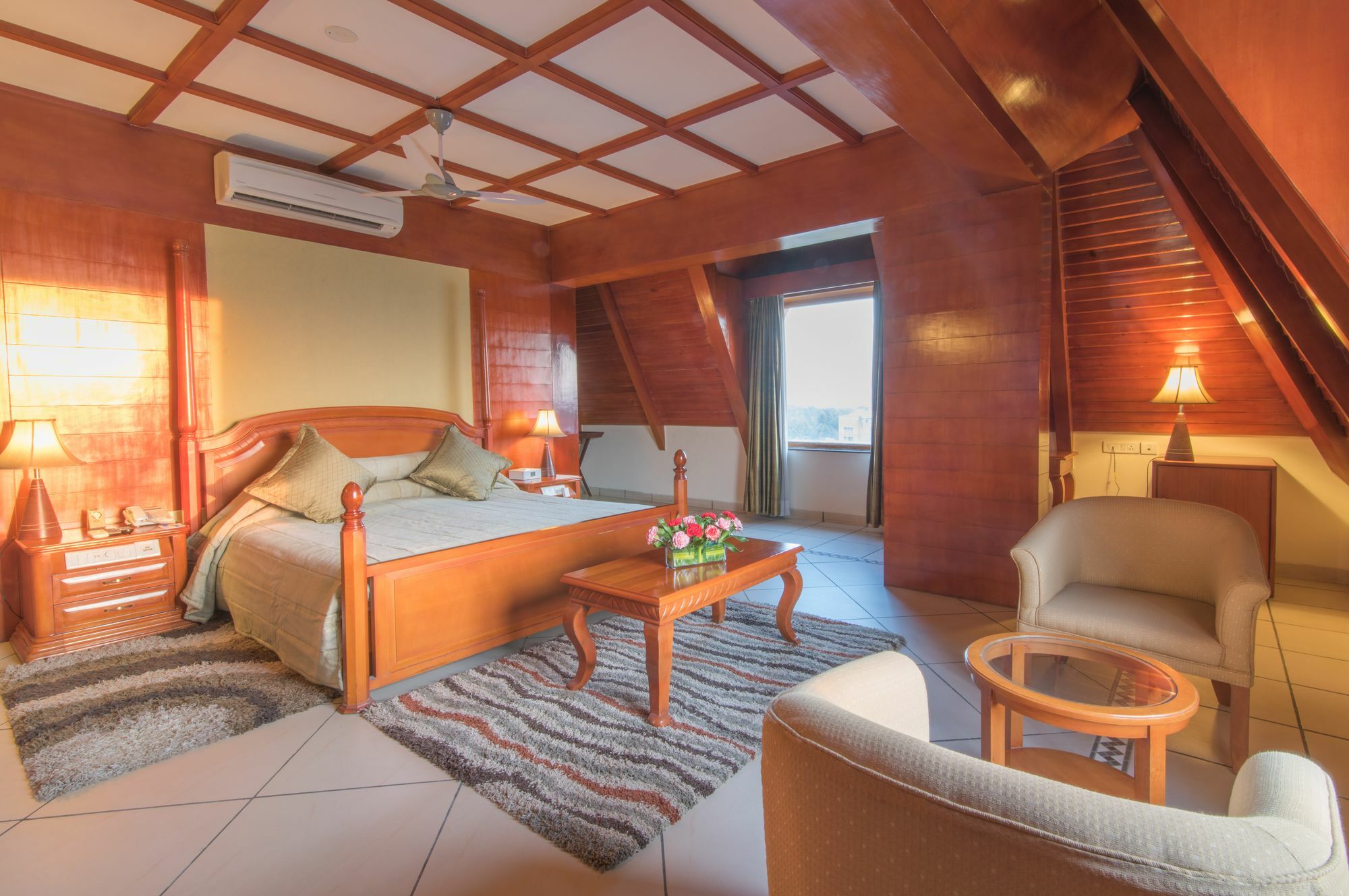 Sai Vishram Business Hotel Kammasandra Экстерьер фото